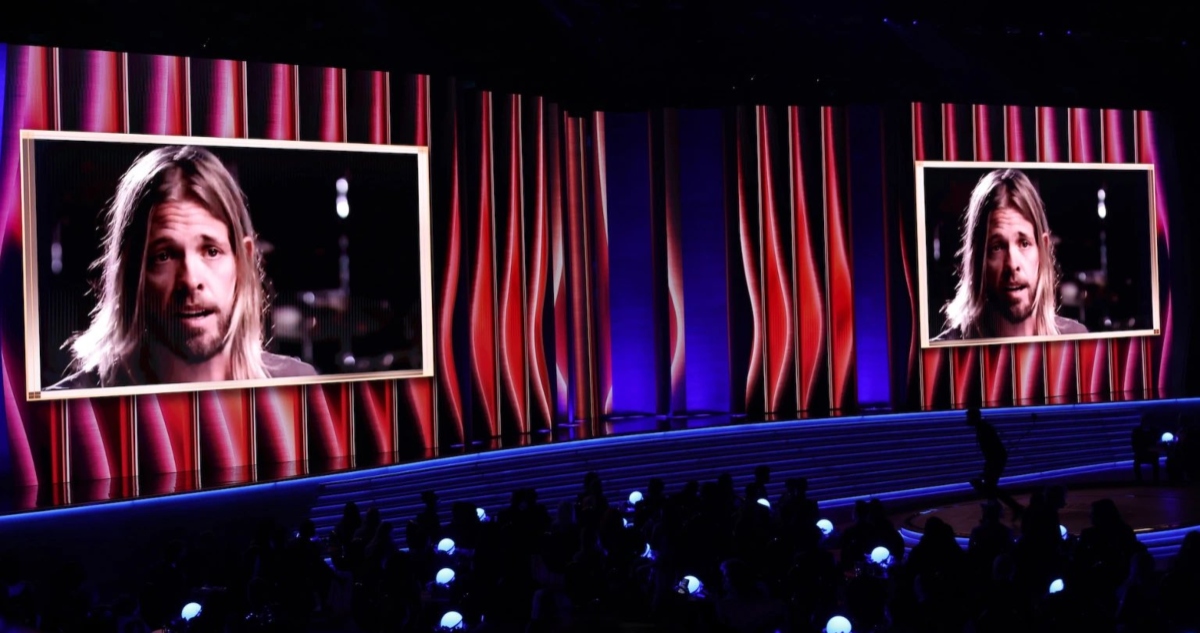 homenaje a taylor hawkins en los grammy 2022