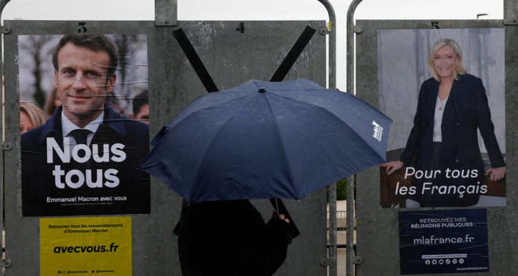 Elecciones en Francia: Macron en su reto más incierto con la ultraderechista Le Pen