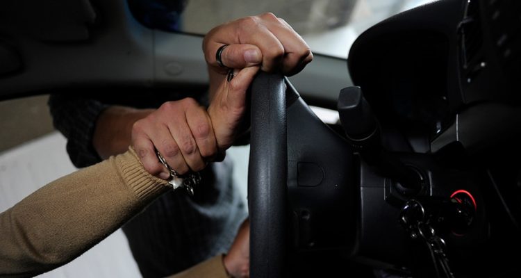 Tres detenidos por encerrona contra una conductora en la Ruta 78