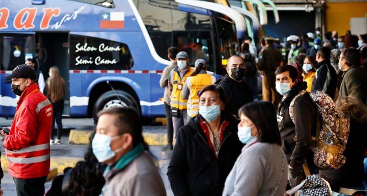 Fiscalización de buses en la RM previo a Semana Santa