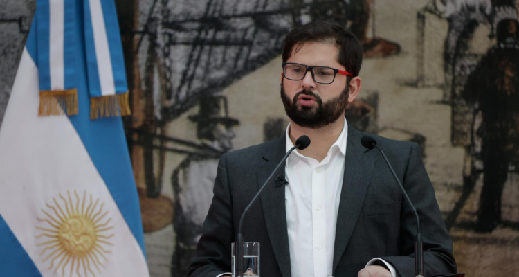 gabriel boric tras visita en argentina