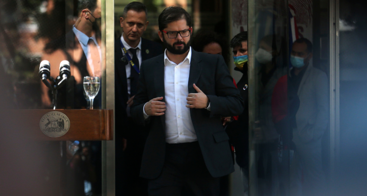 gabriel boric vestimenta