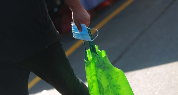 Foto contexto de uso de mascarilla