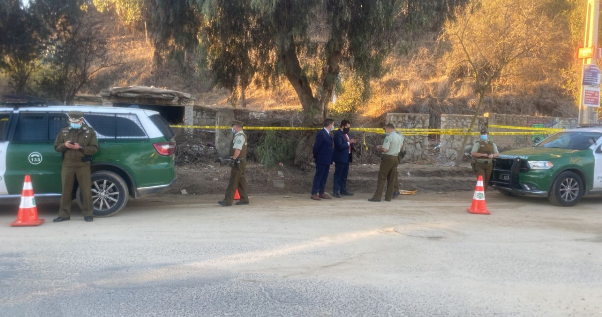 Encuentran dos cadáveres en sitio eriazo de Quilpué