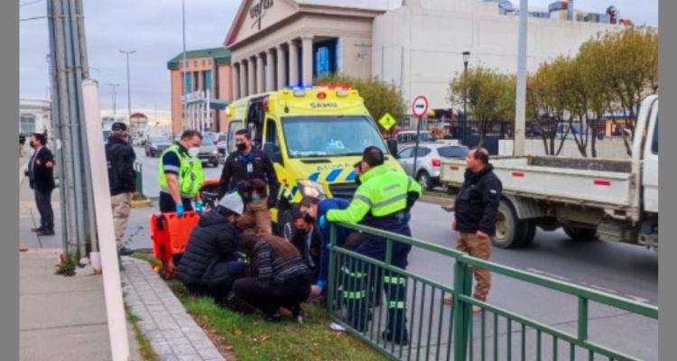 Hombre desnudo en Punta Arenas