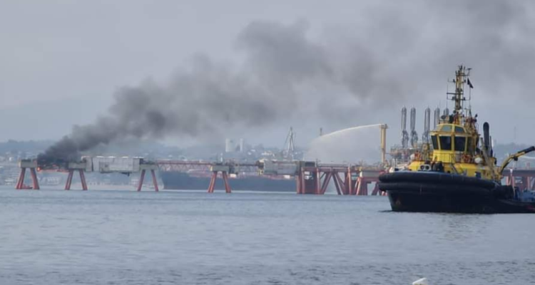 incendio muelle GNL Quintero
