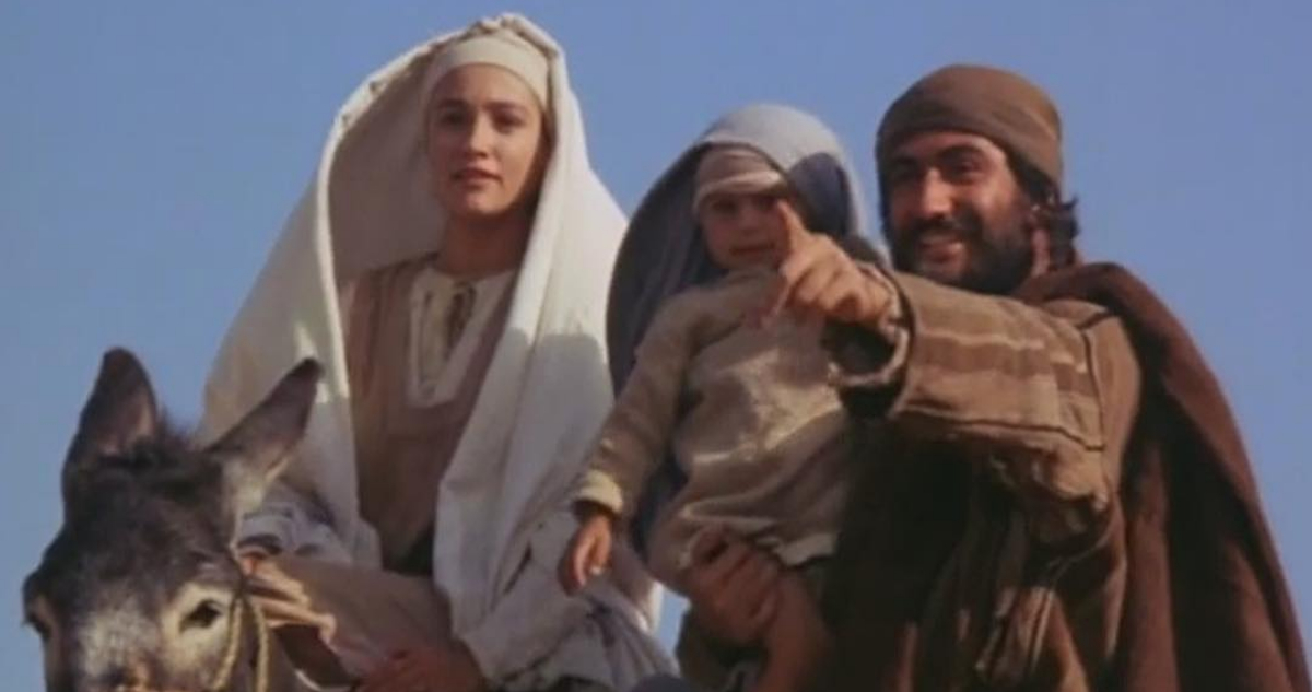 jesus-maria-y-jose-llegando-a-nazareth.jpg