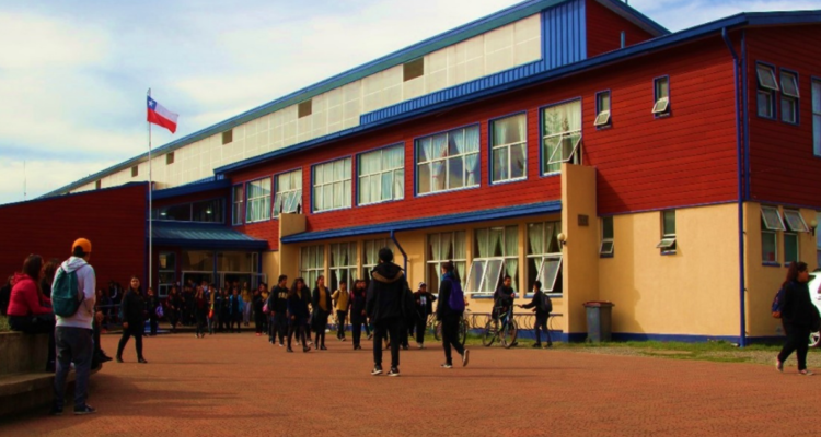 violencia escolar en liceo de Paillaco