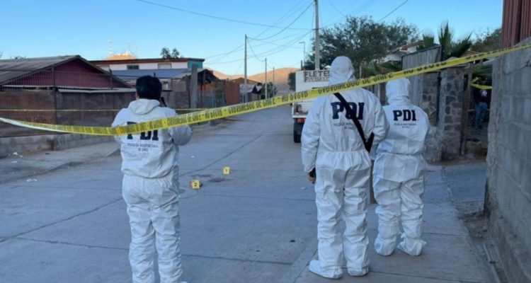 Mujer mata hermano en Vicuña