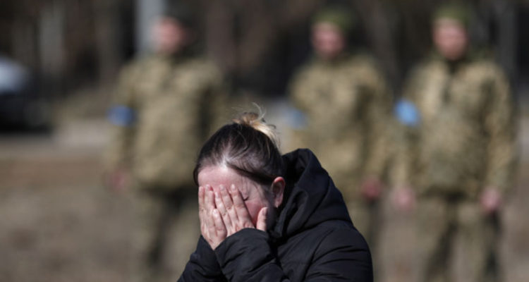 La barbarie en sótano ucraniano: soldados rusos violaron a 25 niñas y mujeres, 9 están embarazadas.