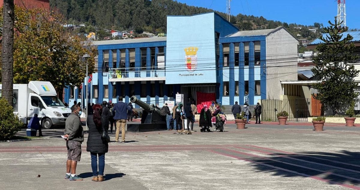 Comunidad mapuche Lavkenche se toma municipio de Lebu