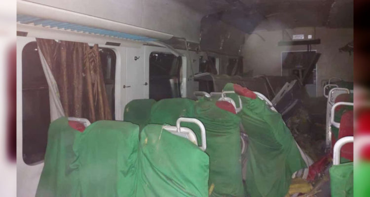 Fotografía del interior del tren tras el ataque.