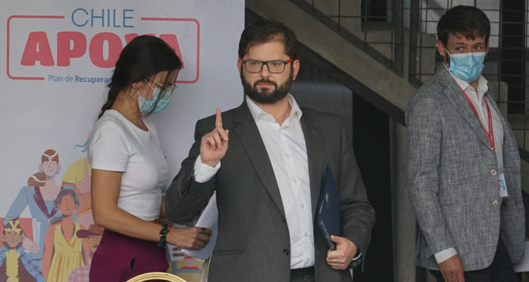 Oposición descarta que anuncios frenen nuevo retiro de las AFP