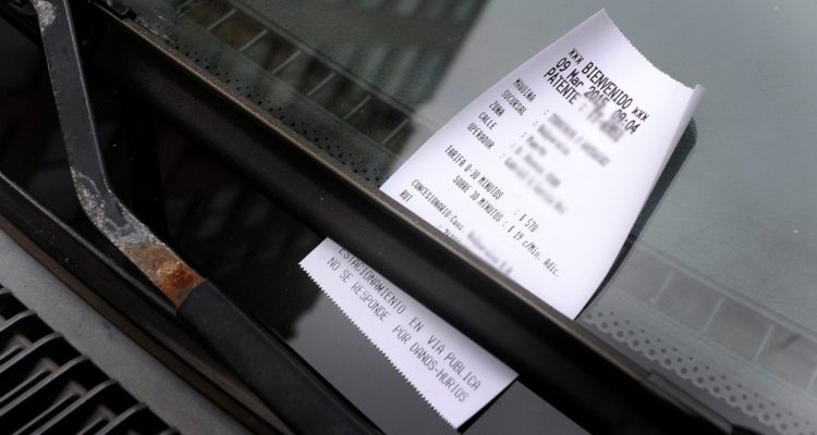 Controladores de parquímetros en Concepción están en paro: piden mejores condiciones y sueldos