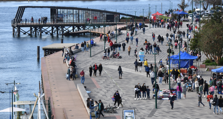 Habitantes de la región de Los Ríos podrán terminar cuarto básico gracias a plan de alfabetización