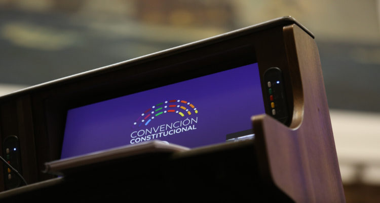 Pleno de la Convención aprueba que el agua es un bien inapropiable: derecho a migrar fue rechazado