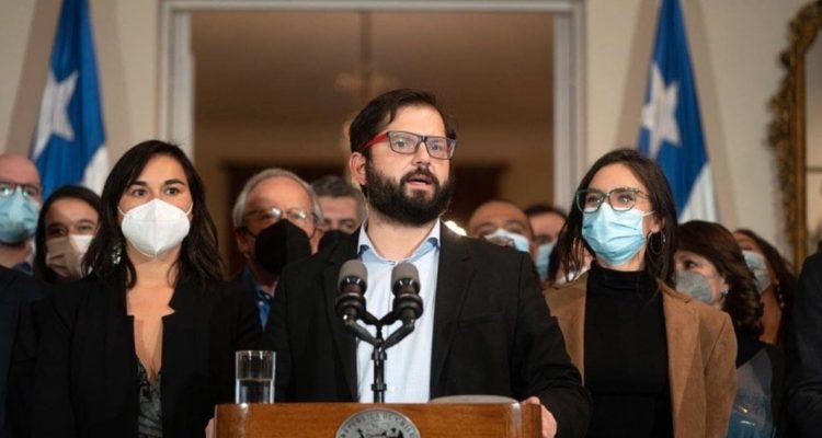 Presidente tilda de “inaceptable” saqueo en Talagante