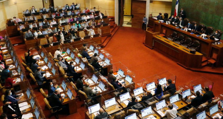 Proyecto de retiro acotado del Gobierno no logra convencer a todos los parlamentarios oficialistas