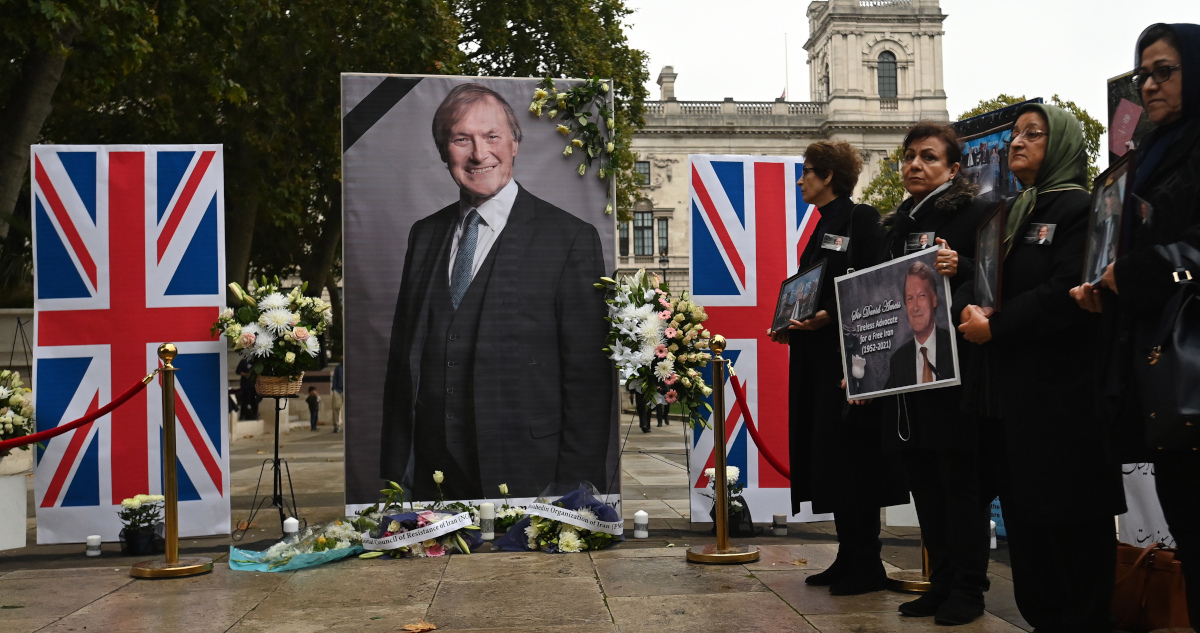 Memorial en honor al diputado asesinado David Amess.