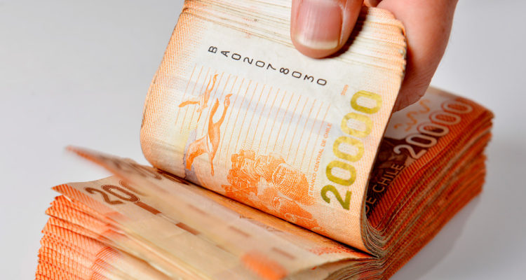 Foto contexto dinero y quinto retiro