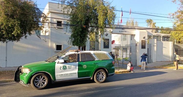 Formalizarán a dos civiles por robo de armas en Ejército: habrían coordinado todo desde Colina 2