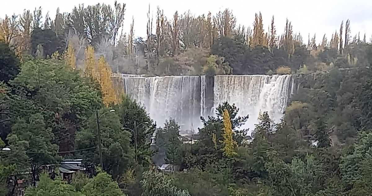 Saltos del Laja recupera su gloria con abundante caudal tras intensas lluvias en el Bío Bío