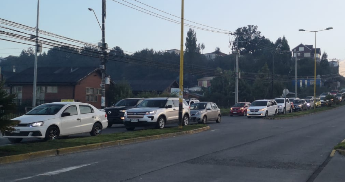 Seremi de Los Lagos afirma que restricción vehicular por congestión “no resuelve problema de fondo”