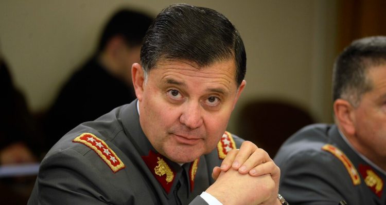 General R Martínez procesado por Romy Rutherford