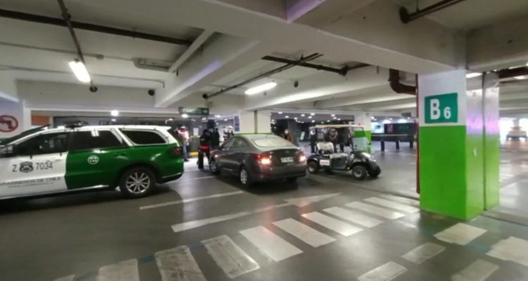 Reportan al menos tres heridos a bala tras asalto en el Florida Center