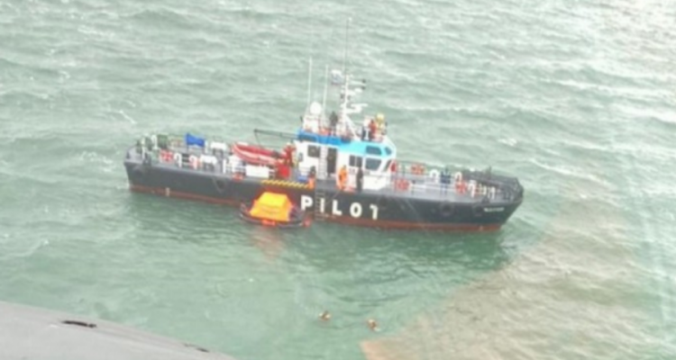 Tripulantes chinos se arrojan al Estrecho de Magallanes para pedir refugio: arriesgan expulsión