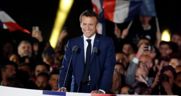 Con 100% de los votos escrutados Macron es oficialmente reelecto como presidente de Francia