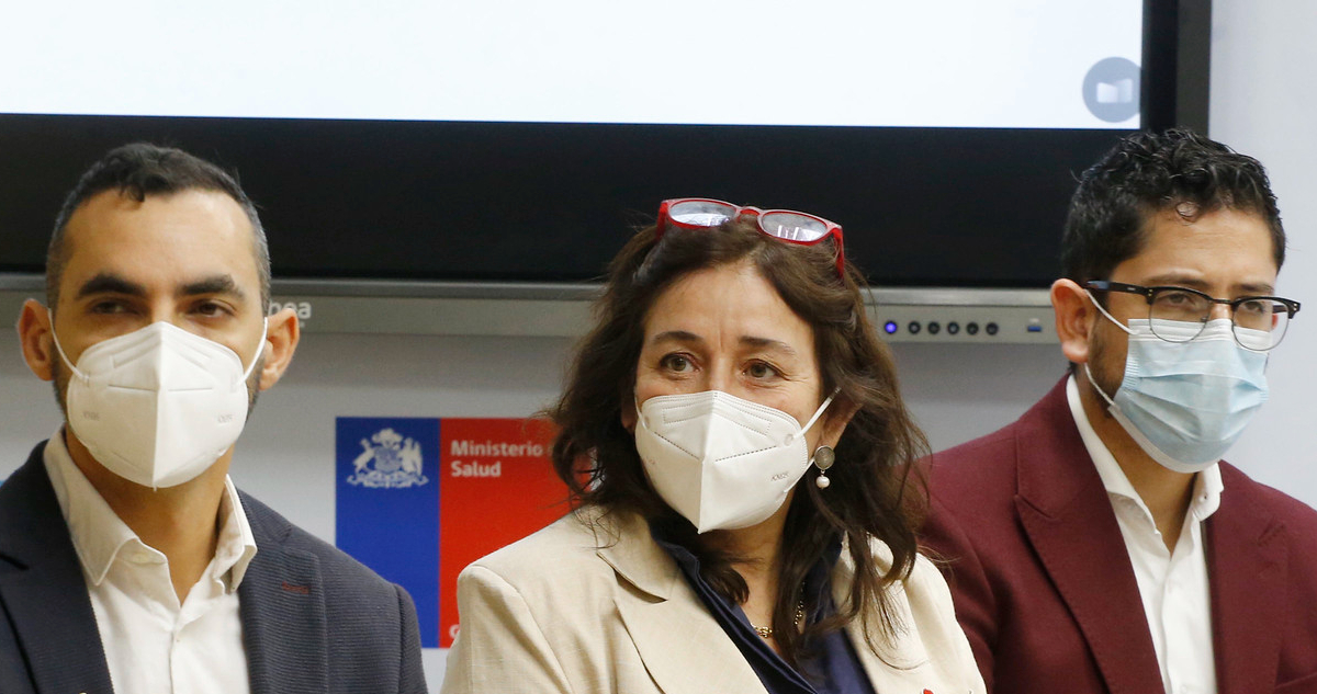Autoridades del Minsal y cifras de la pandemia