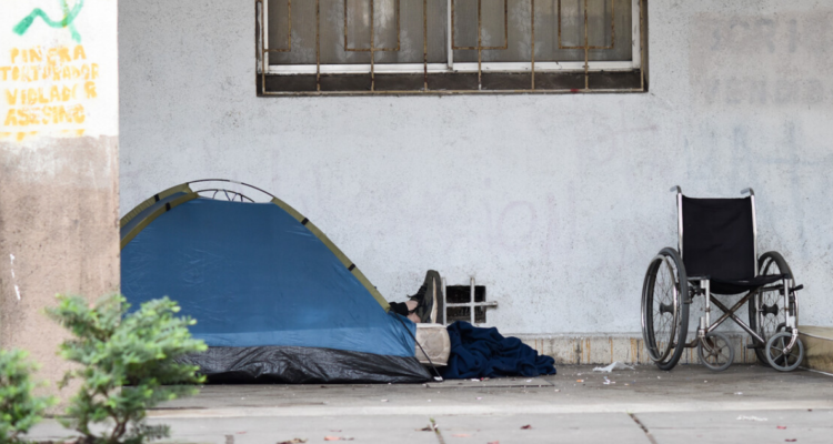 Abren albergue municipal en Los Ángeles por bajas temperaturas