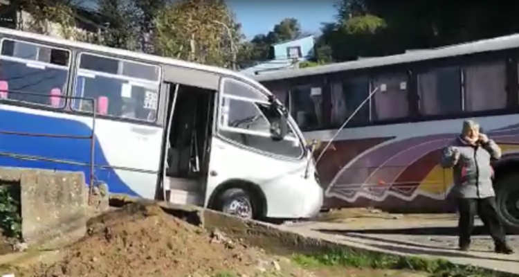 Se registra una colisión entre dos buses en puente de Arcos en Talcahuano: hay lesionados