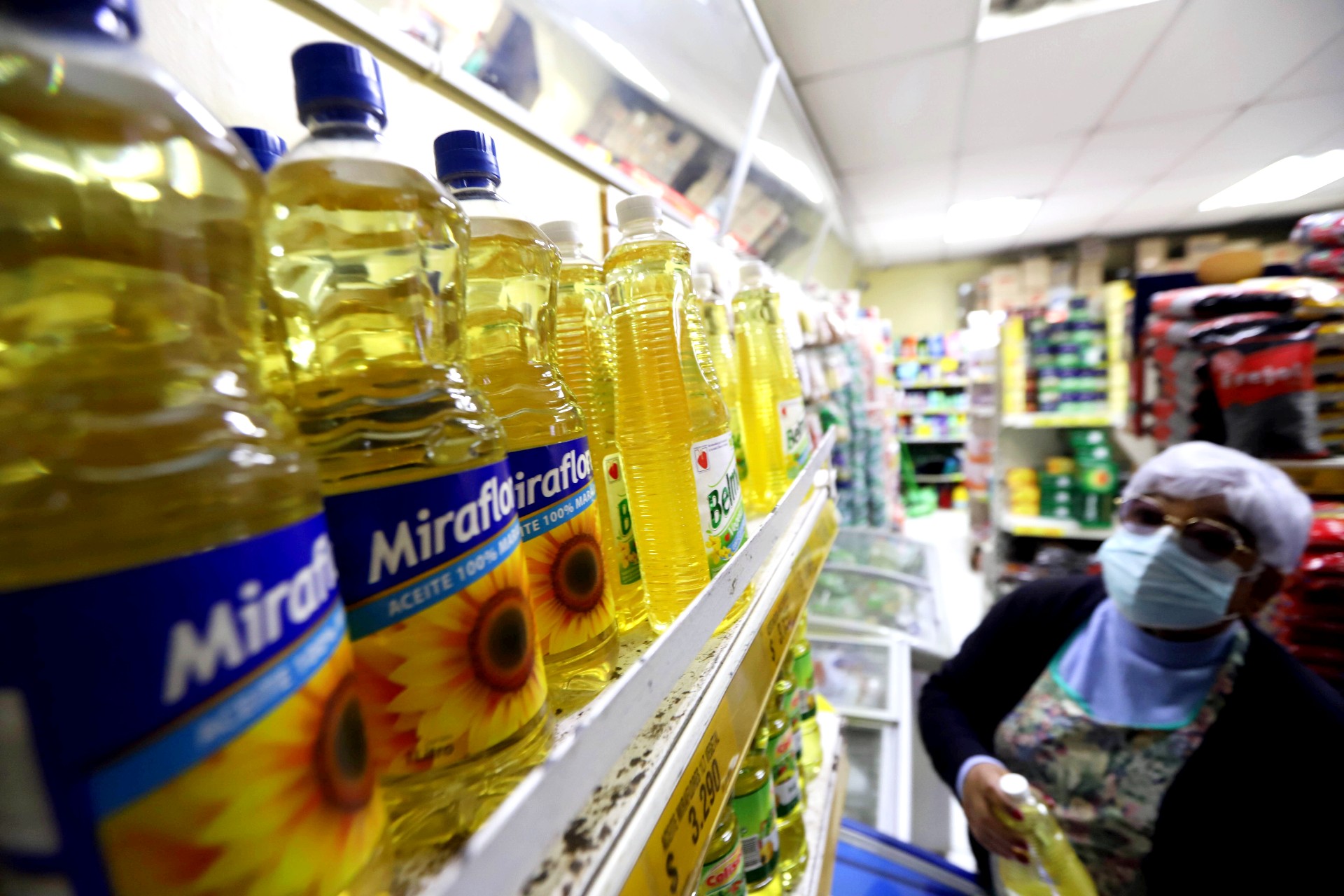 Inflación acumulada llega a nivel más alto en casi 30 años e IPC de abril varió más de lo esperado