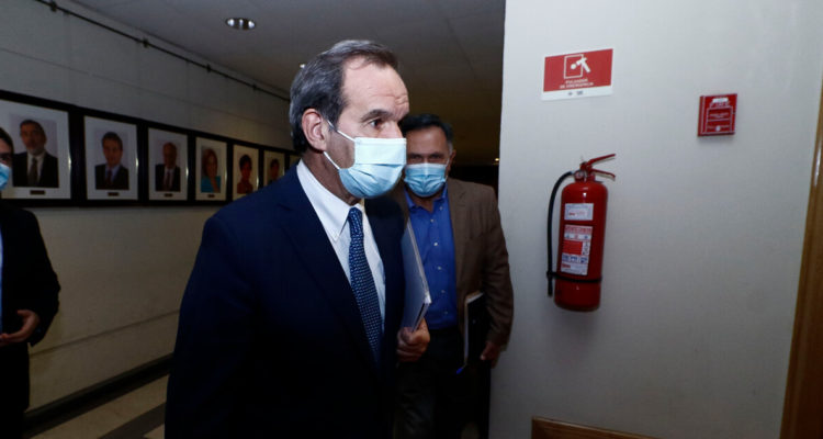 Fracasa Acusación Constitucional contra excanciller Andrés Allamand en la Cámara
