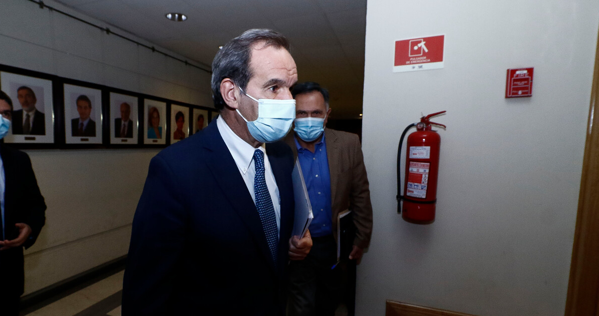 Fracasa Acusación Constitucional contra excanciller Andrés Allamand en la Cámara