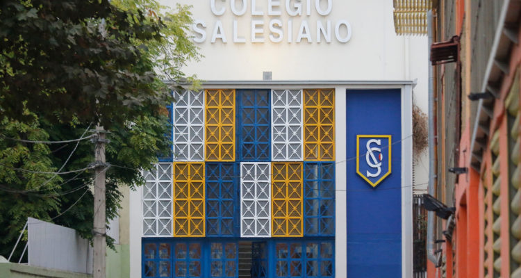 Denuncian golpiza contra alumno con trastorno del espectro autista en colegio de Valparaíso