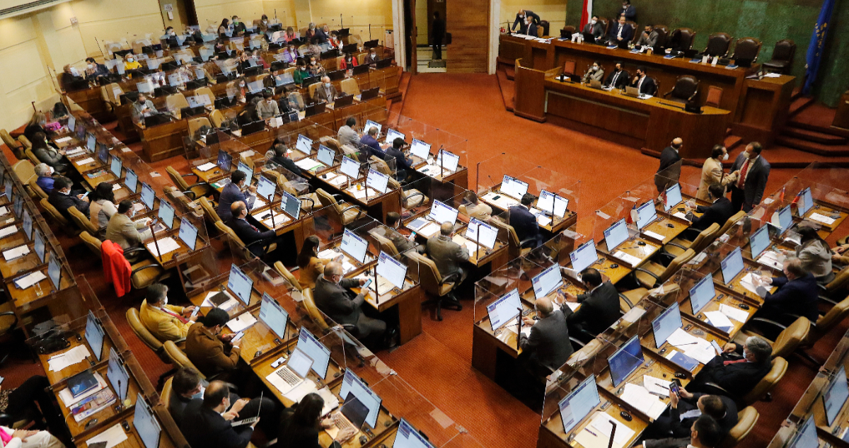Se aprueba reajuste al salario mínimo con subsidio para las Pymes
