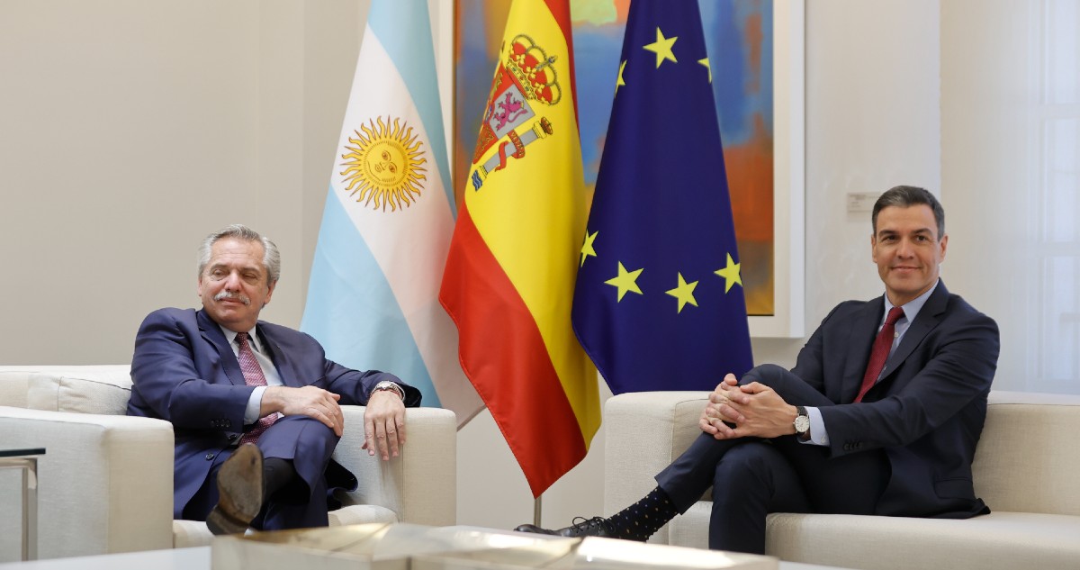 Alberto Fernández consigue espaldarazo con el litio: Acordó reforzar un plan con España
