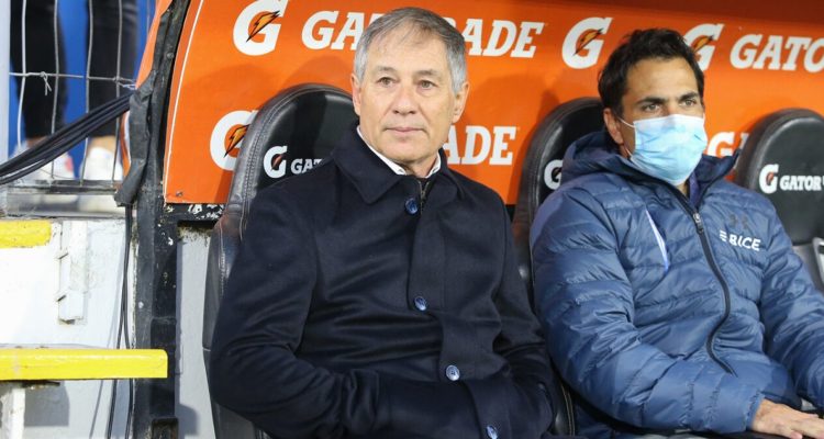 Ariel Holan en su regreso a la UC.