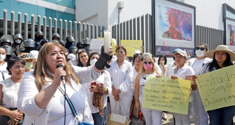 Asesinato de feminista en México