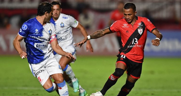 Atlético Goianiense vs Antofagasta.