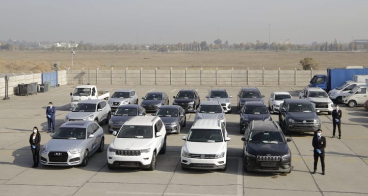 Venta por internet y hasta $5 millones más barato: así actuaba banda que robaba autos y los vendía