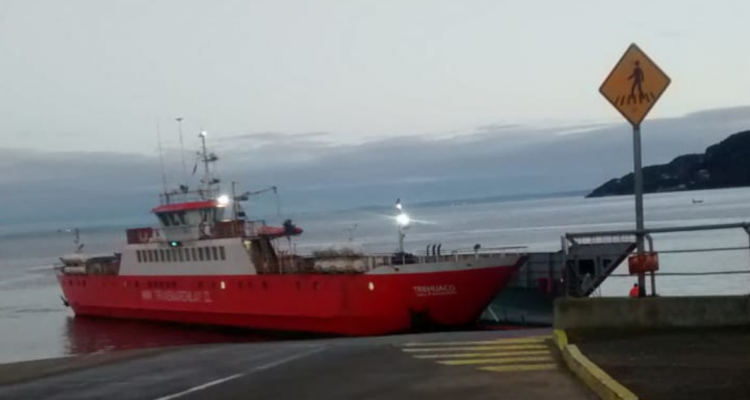 Barcaza Puelche La Arena