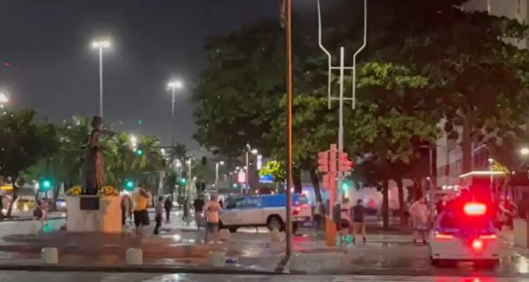 Hinchas de Católica y Flamengo pelearon en Copacabana