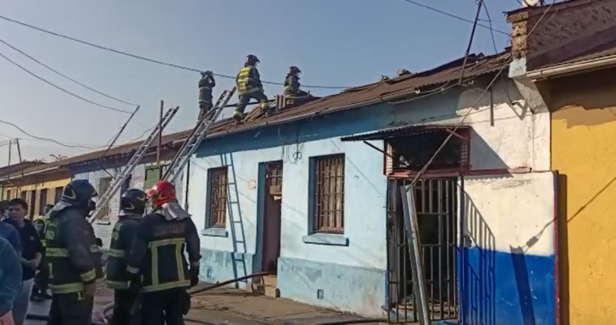 bomberos-incendio-estacion-central.jpg