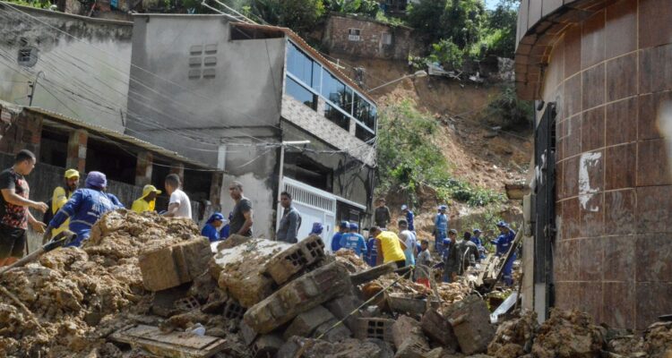 Cerca de 60 muertos y 60 desaparecidos por lluvias en el noreste de Brasil