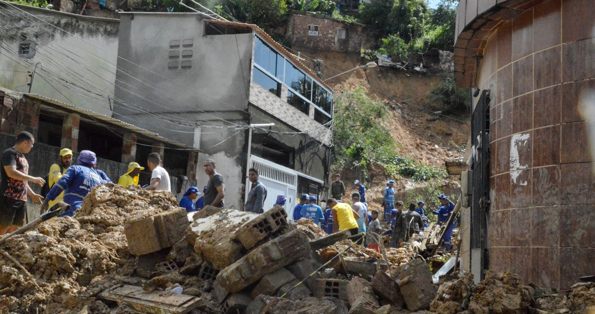 Cerca de 60 muertos y 60 desaparecidos por lluvias en el noreste de Brasil