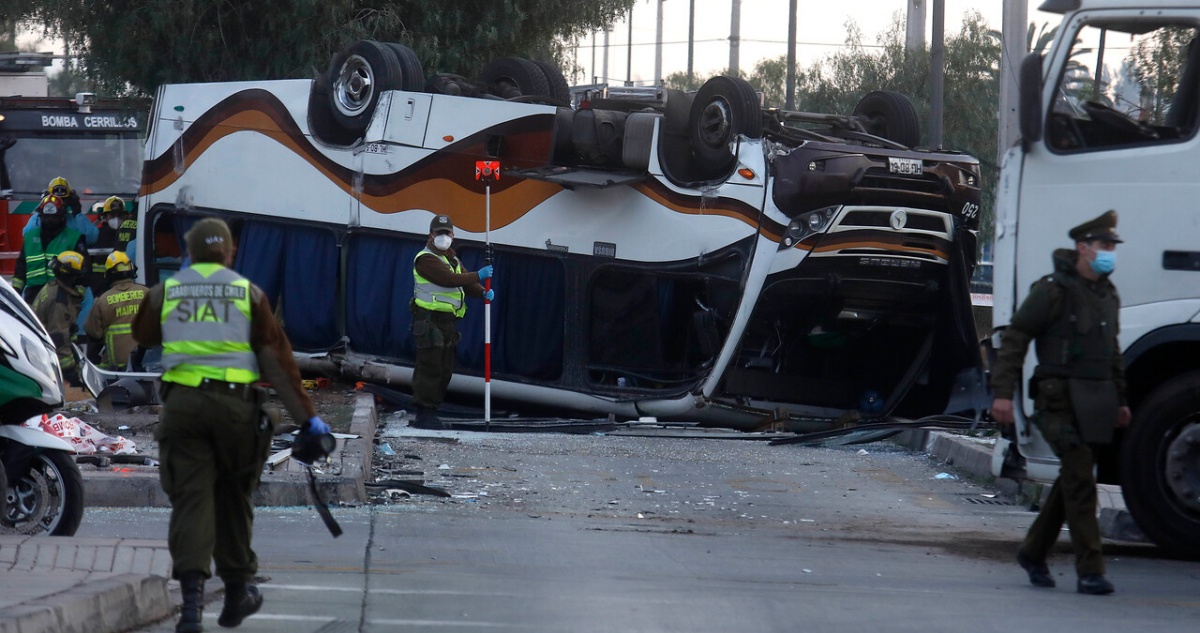 Bus volcado en Cerrilos ha sido fiscalizado